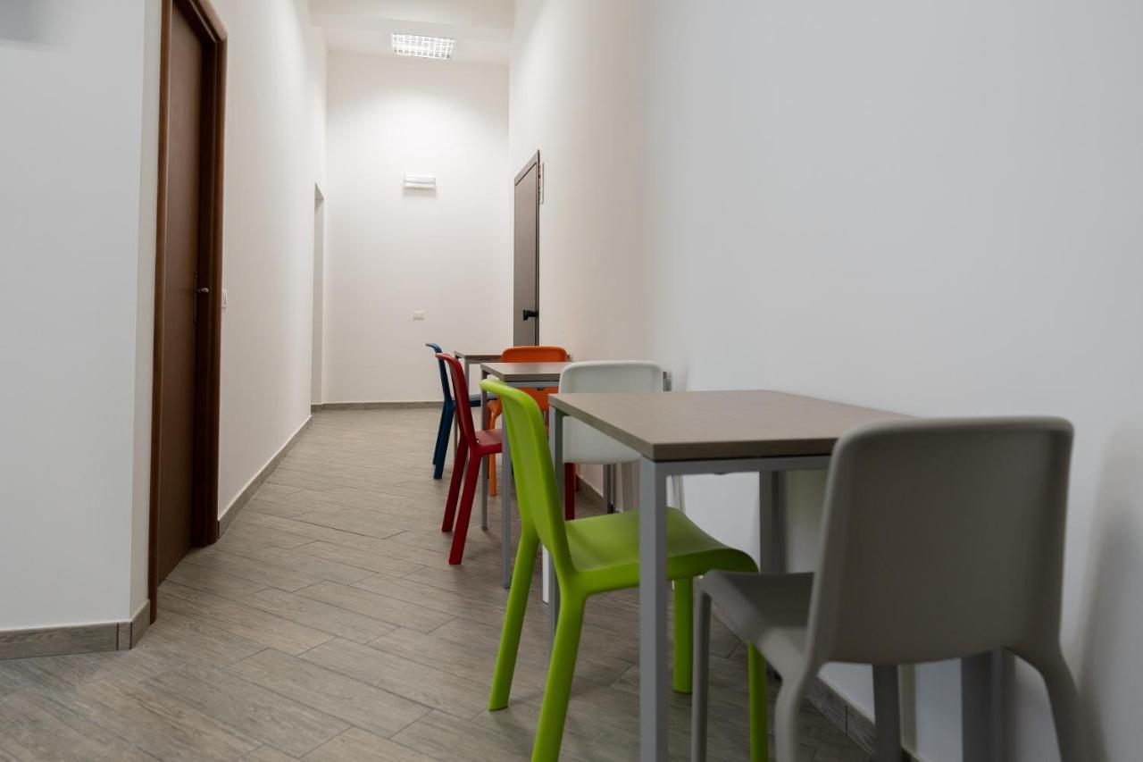 Cortile Dei Giusti - Combo Guesthouse Palermo Ngoại thất bức ảnh