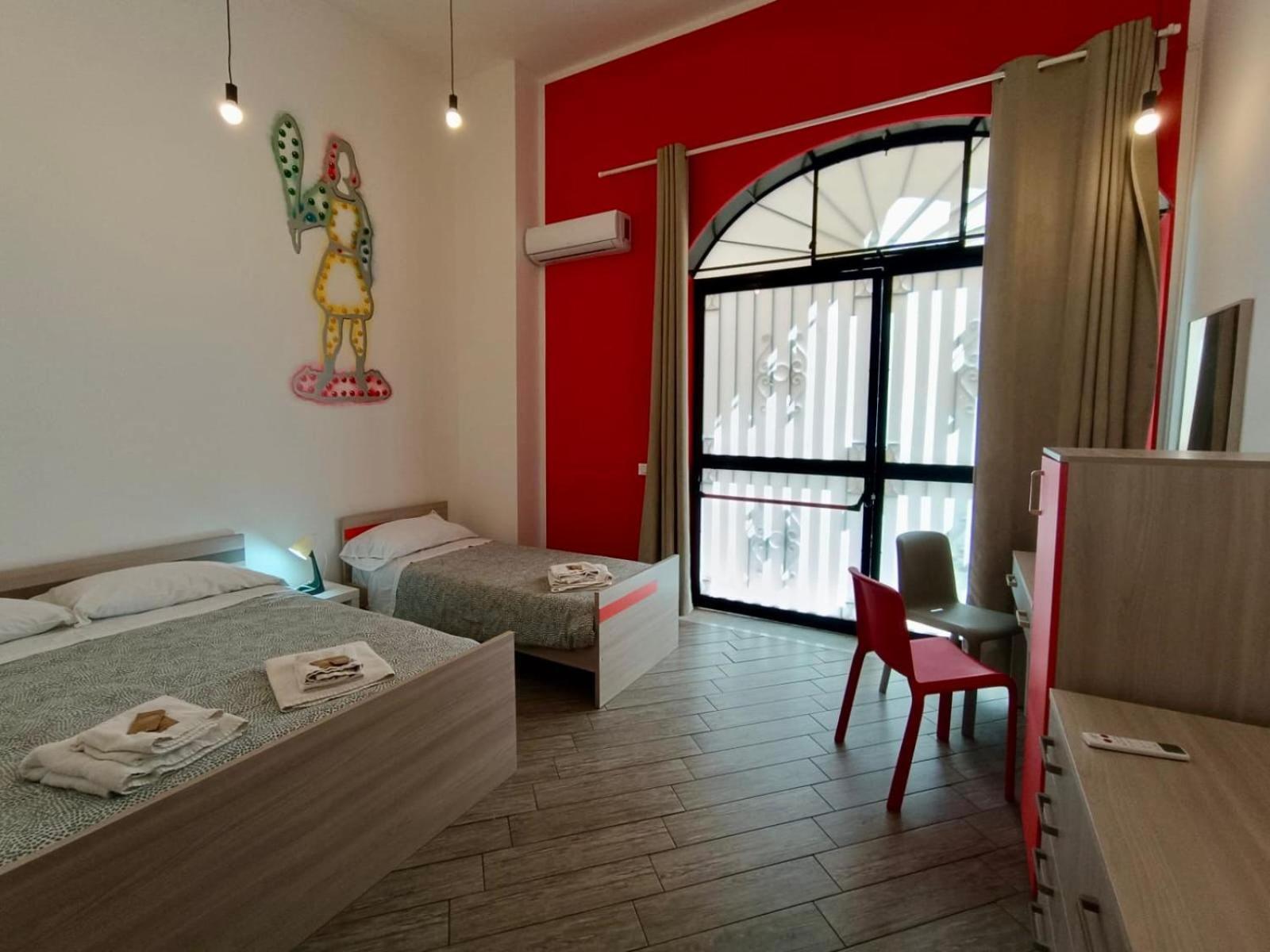 Cortile Dei Giusti - Combo Guesthouse Palermo Phòng bức ảnh